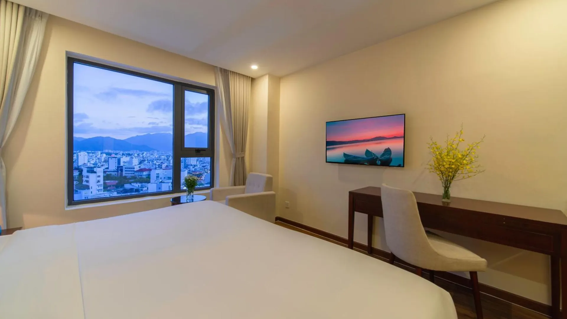 *****  Florida Hotel Nha Trang Vietnam