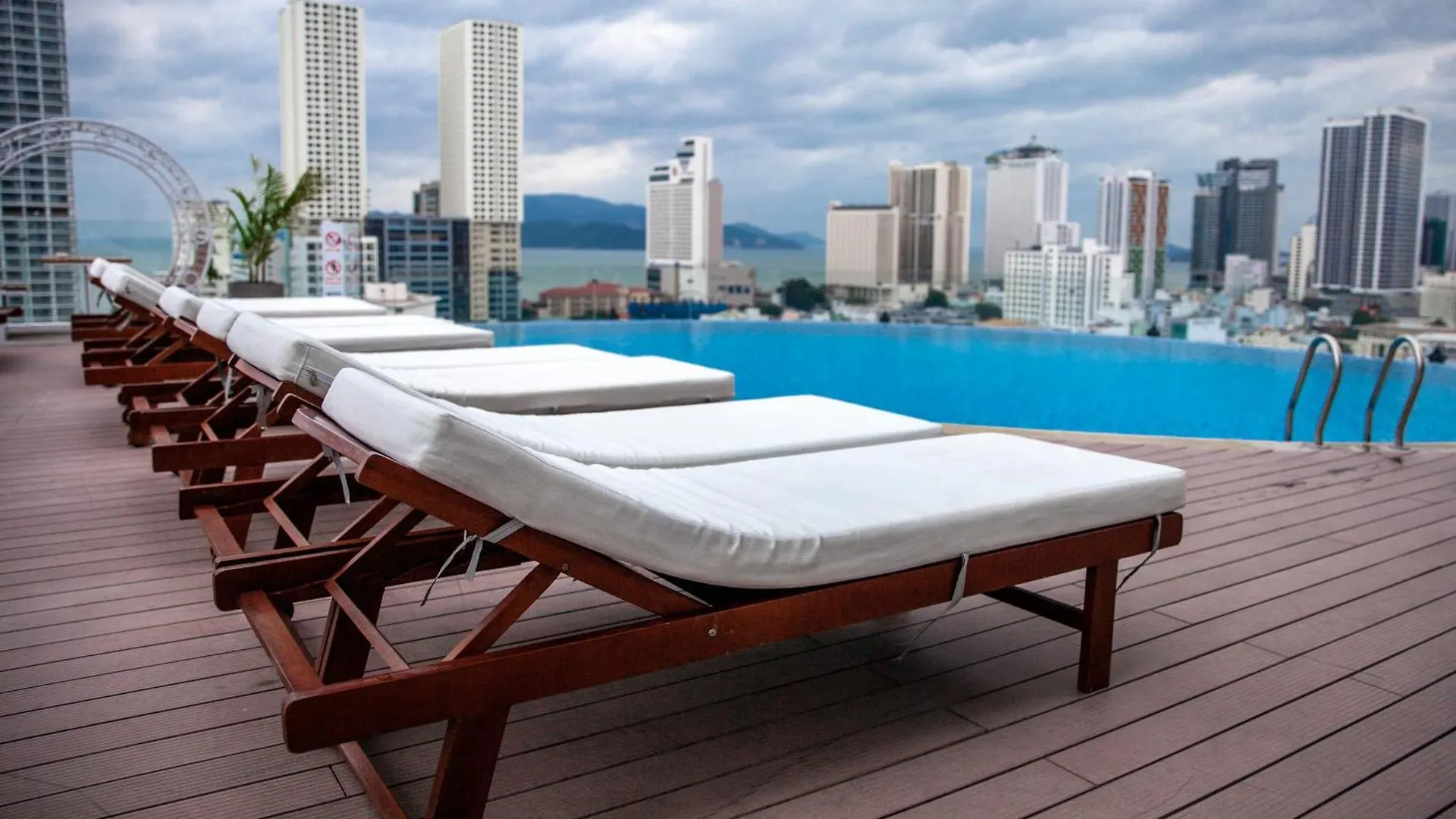 Florida Hotel Nha Trang